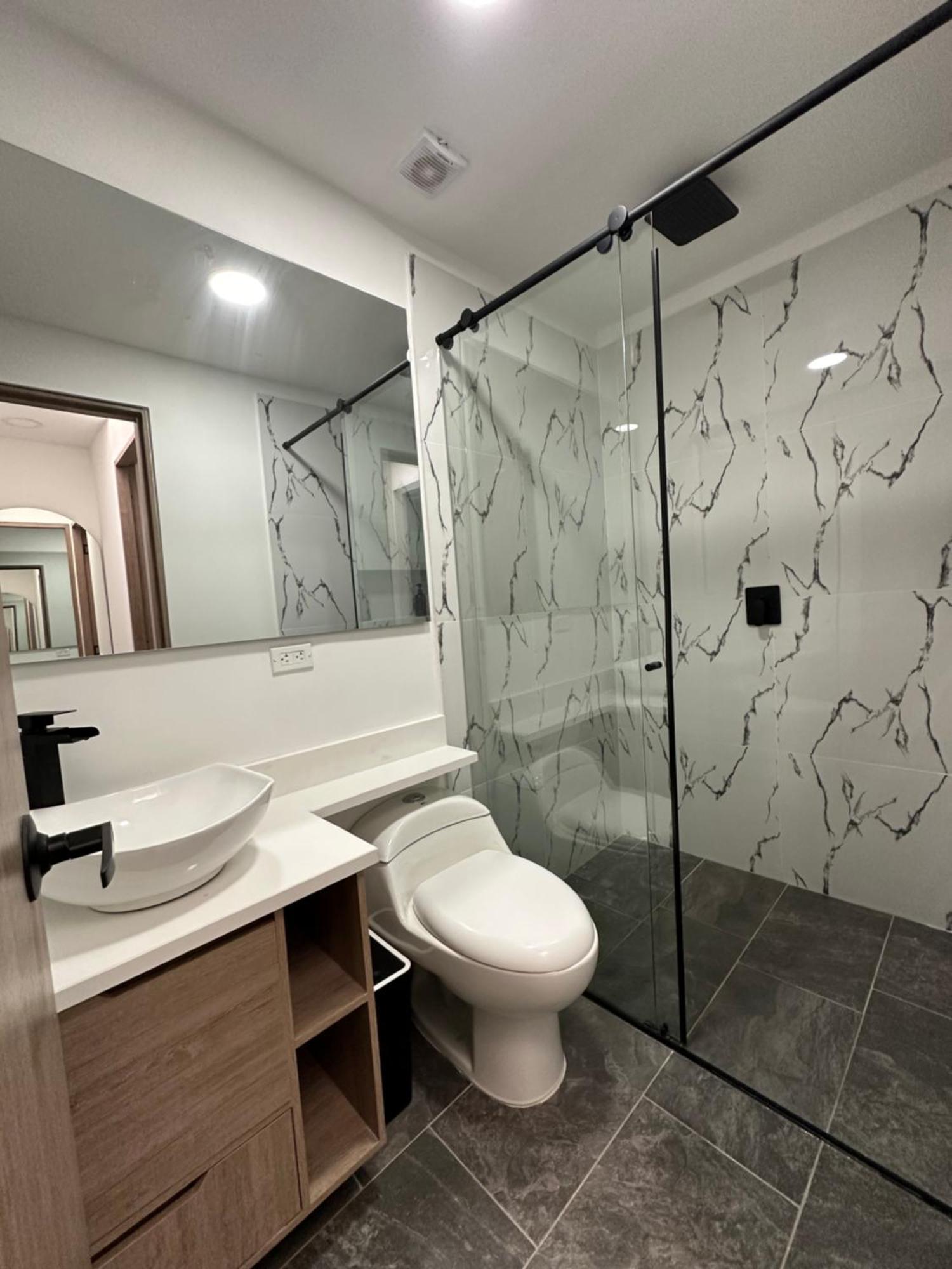Appartement Con Vista Boscosa Y Parking En Buenos Aires,